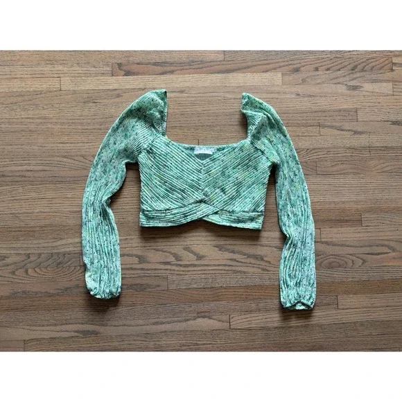 ASTR women's Bonnie green long sleeve crop Top Size M‎ - Picture 2 of 4